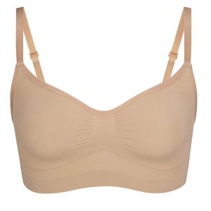 New SKIMS Sculpting Bralette in Clay Nude size Small / Medium S/M